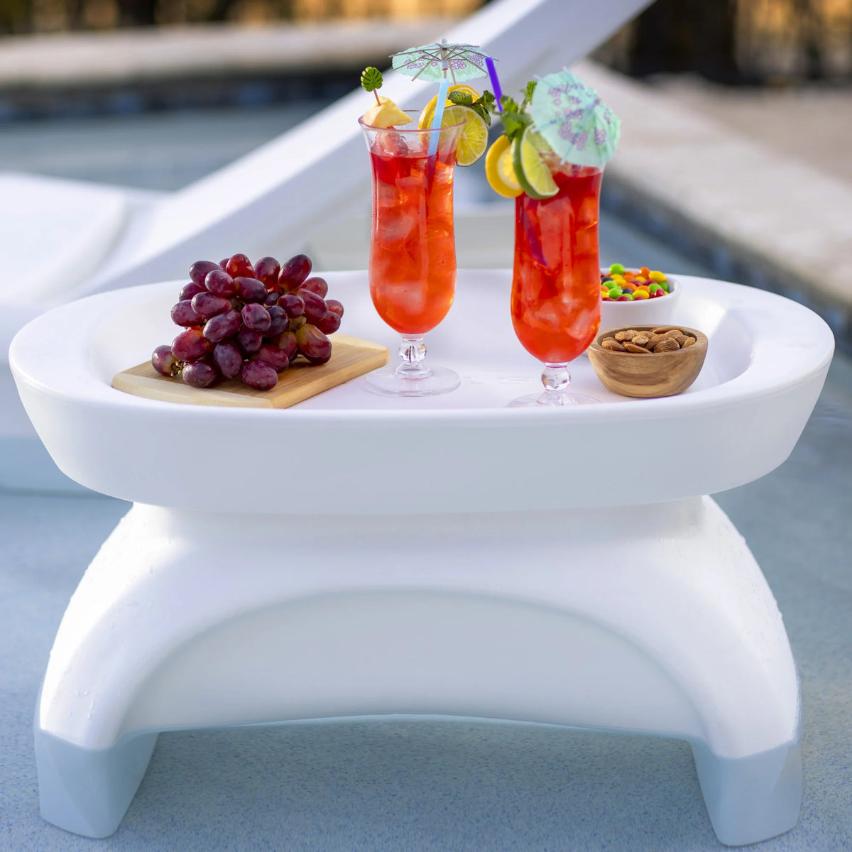 Vero Side Table with Serving Tray™